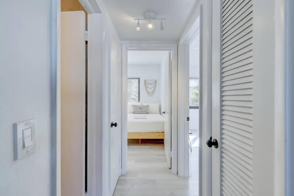 Chic Retreat: 2Br Apartment! Φορτ Λόντερντεϊλ Εξωτερικό φωτογραφία